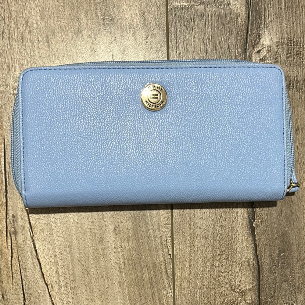 Elegant Blue Women's Wallet
